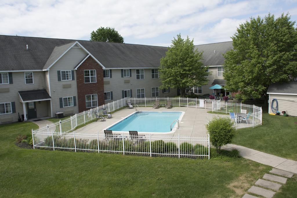 איסט סירקיוז Cresthill Suites Syracuse מראה חיצוני תמונה