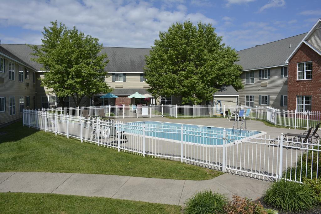 איסט סירקיוז Cresthill Suites Syracuse מראה חיצוני תמונה