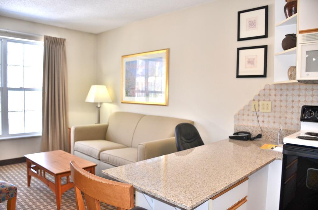 איסט סירקיוז Cresthill Suites Syracuse מראה חיצוני תמונה