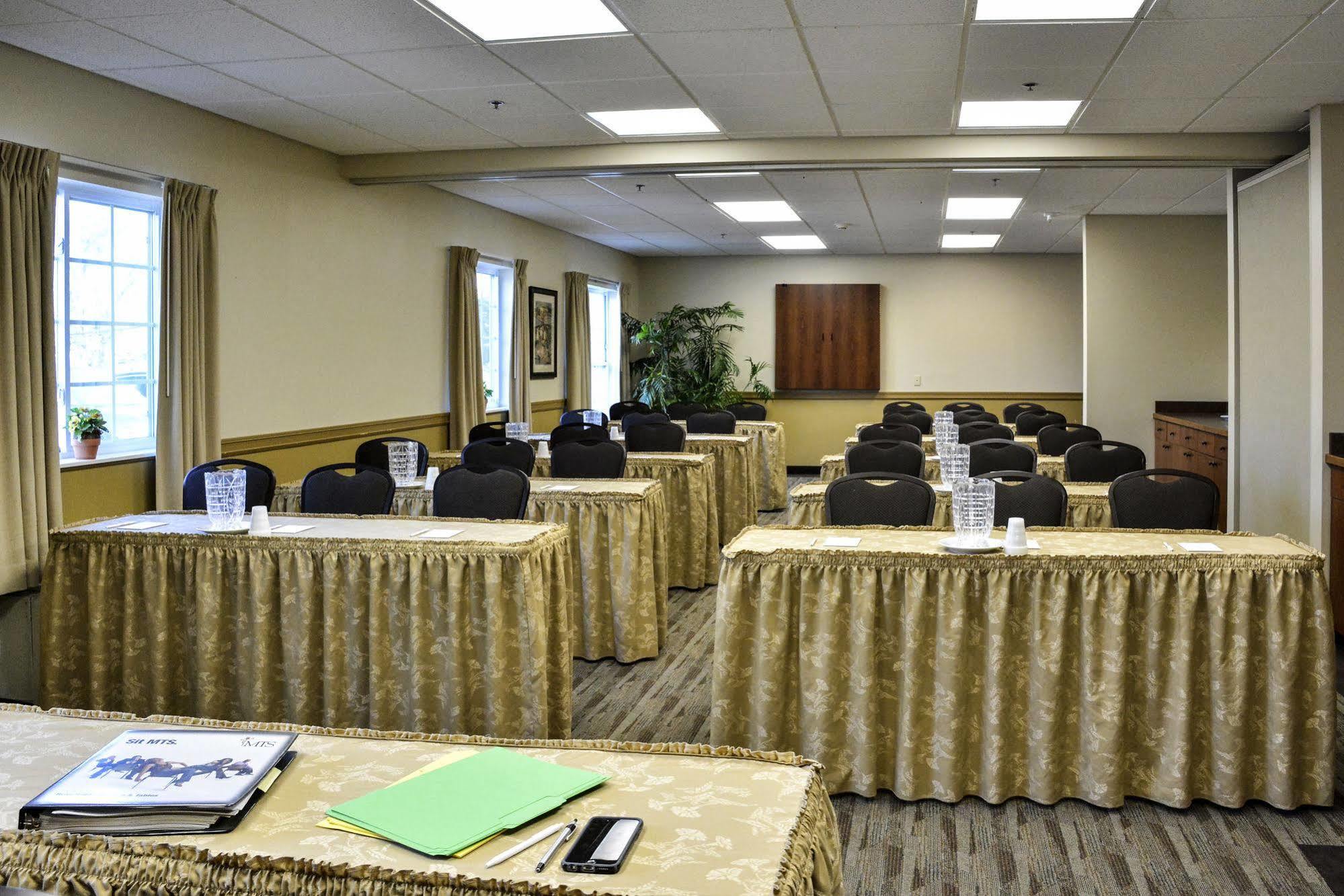 איסט סירקיוז Cresthill Suites Syracuse מראה חיצוני תמונה